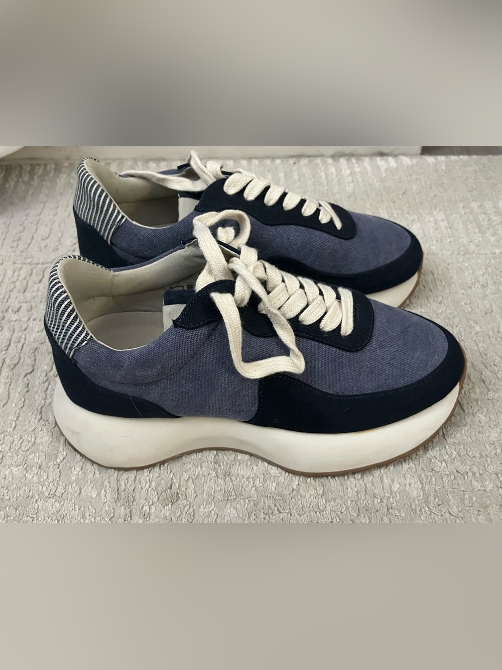 Good News Sneakers